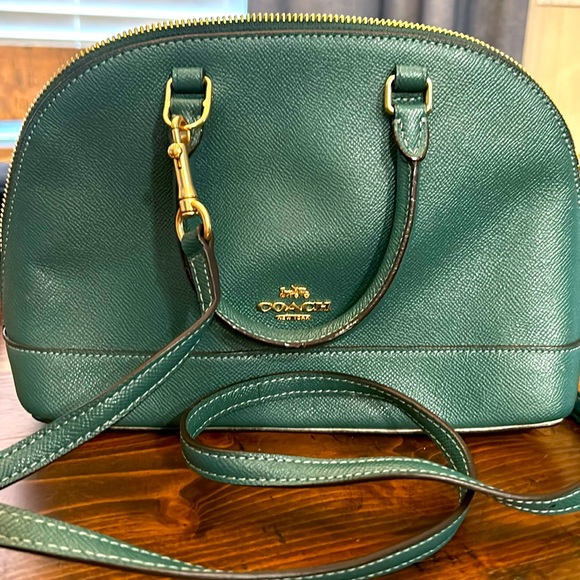 Coach Handbags - Coach purse green